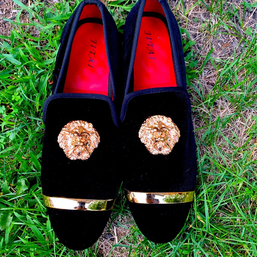 Brand new mens velvet shoes